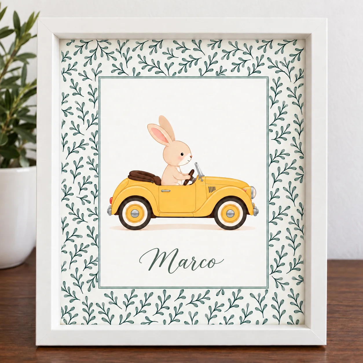Lámina infantil personalizada de un conejito en coche amarillo con el nombre Marco y hojas verde salvia